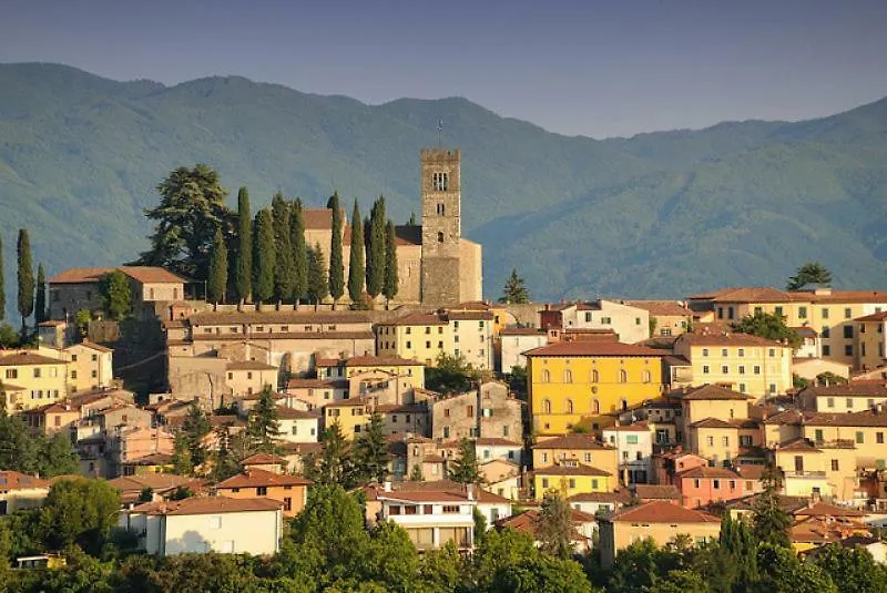 Villa Zi' Rosa Barga 0*,